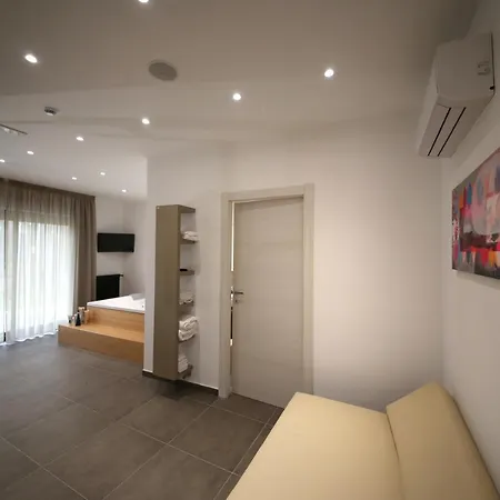 Hotel Aminta 3*